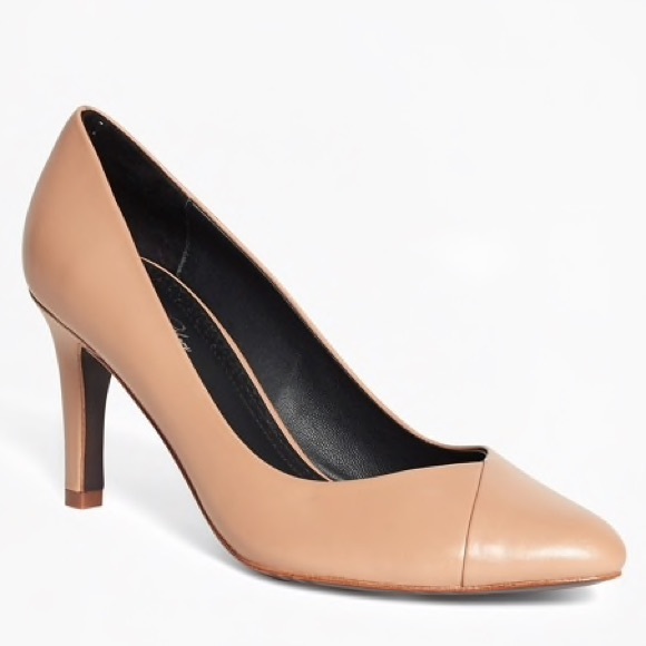 Brooks Brothers Shoes - NWOB Brooks Brothers Nude Leather Pump